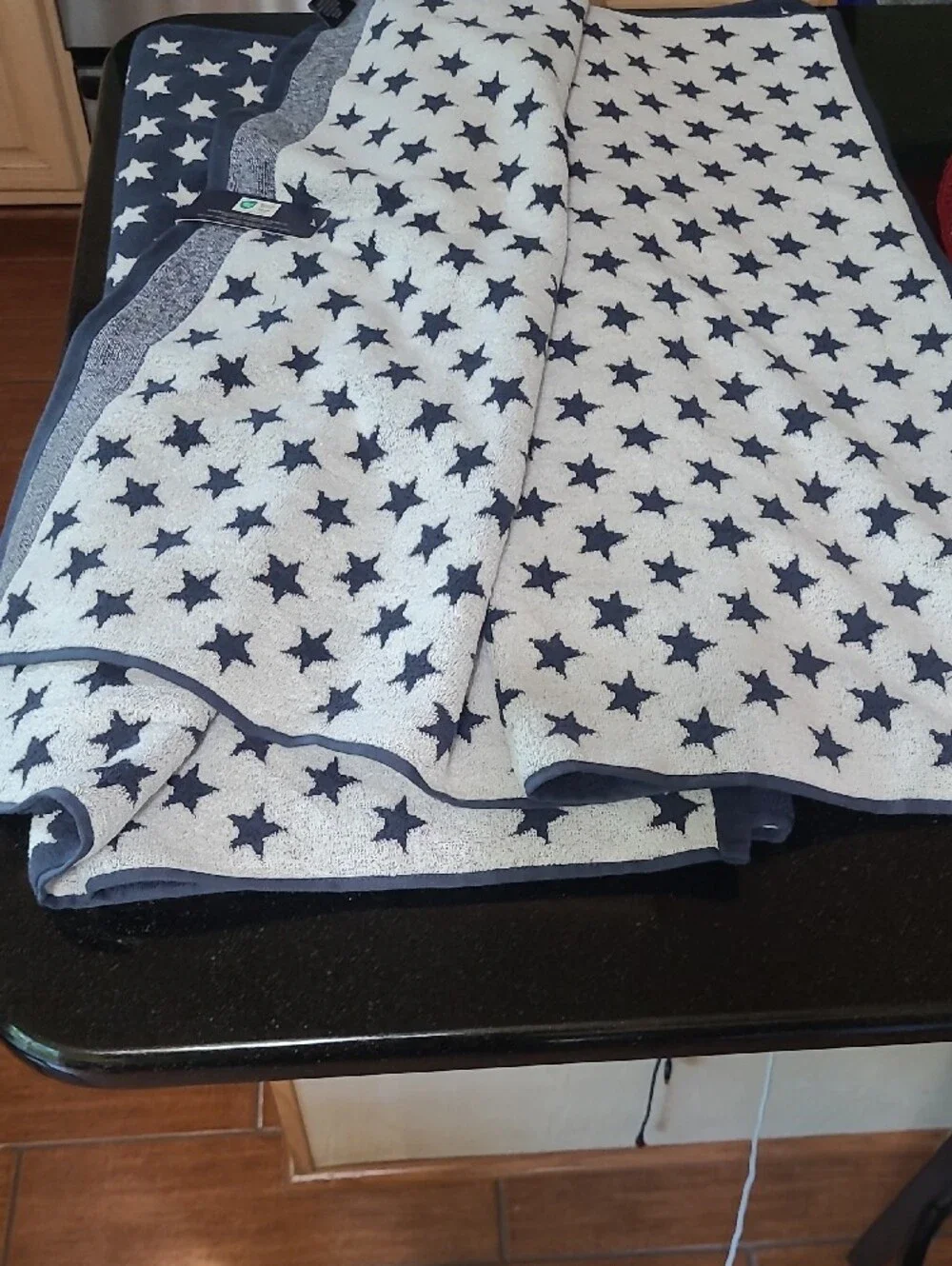 Brooks Brothers  Stars & Stripes Bath Towel Set